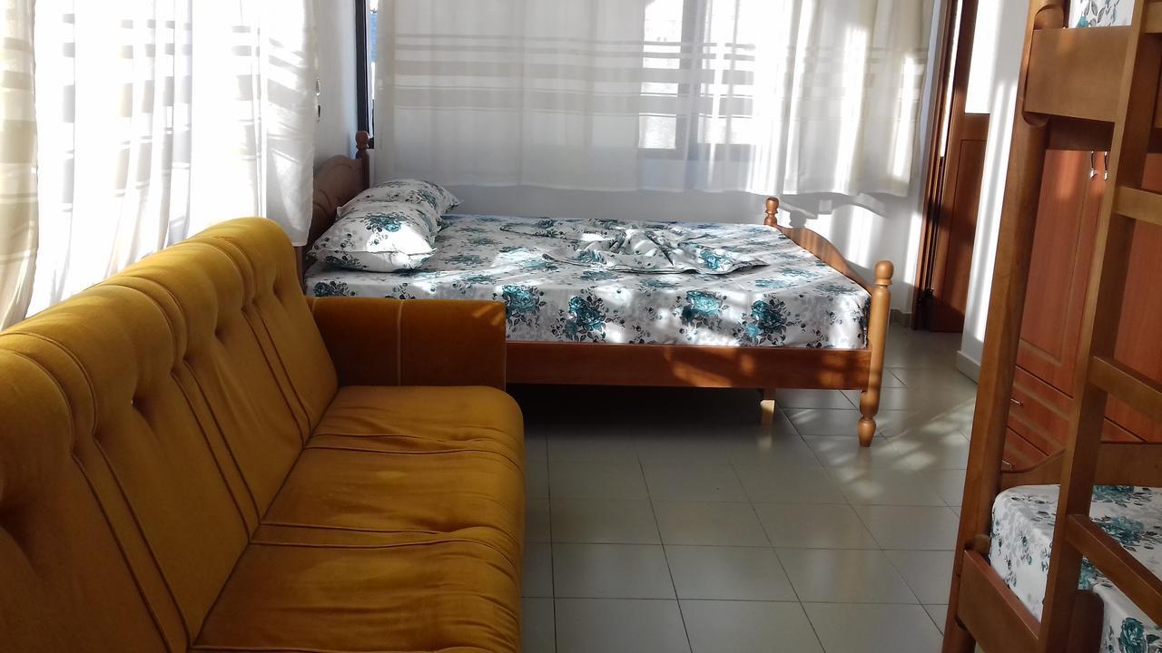 Kruja Hostel Экстерьер фото